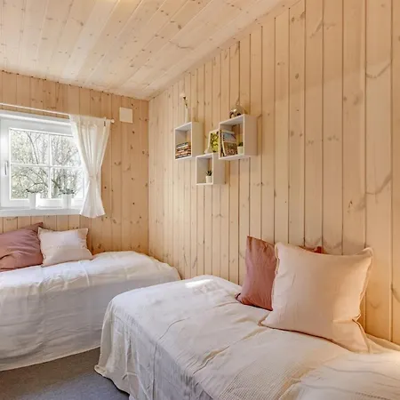 Femmy - 500m From The Sea By Interhome