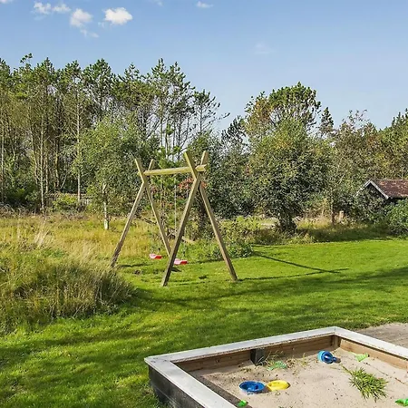 Ferienhaus Femmy - 500m From The Sea By Interhome *