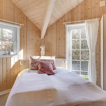 Femmy - 500m From The Sea By Interhome * Blåvand