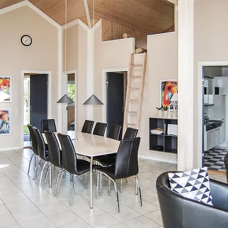Femmy - 500m From The Sea By Interhome Casa de Férias *