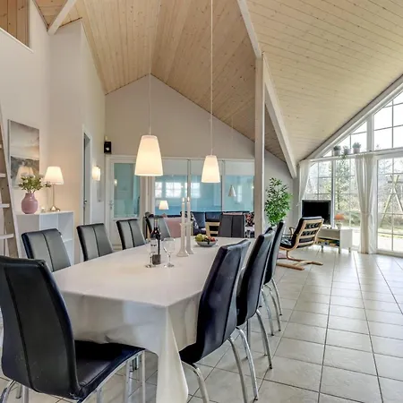 Femmy - 500m From The Sea By Interhome * Blåvand